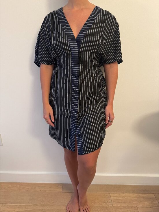 DIANE VON FURSTENBERG (DVF) Silk Wrap Dress Navy Black Pinstripe Kimono Style L - Picture 1 of 9
